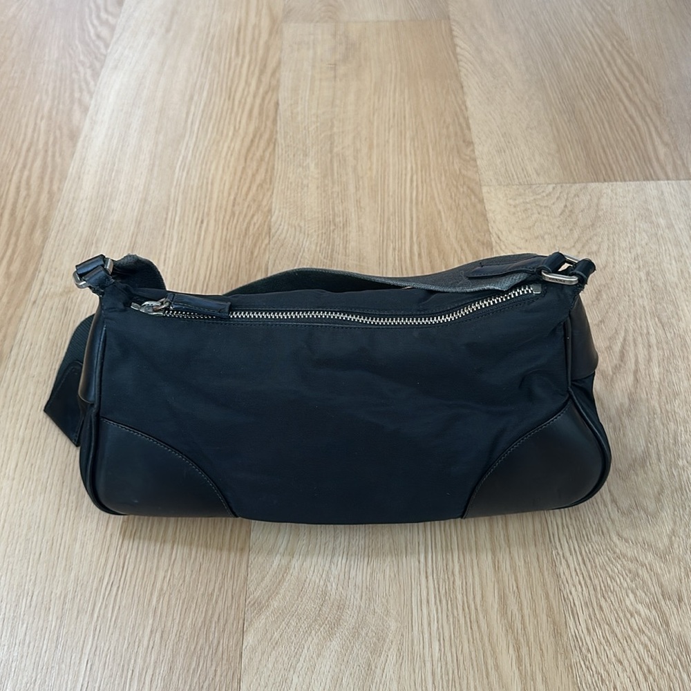 PRADA BLACK NYLON SHOULDER BAG Re-Edition 1995 - Picture 3 of 14